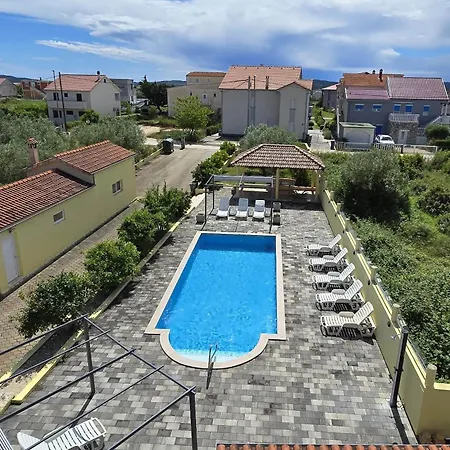 Apartament With Swimming Pool Bibinje, Zadar - 6121 Bibinje
