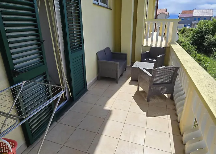 アパート With Swimming Pool Bibinje, Zadar - 6121 ビビニェ