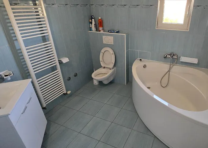 Апартаменты With Swimming Pool Bibinje, Zadar - 6121